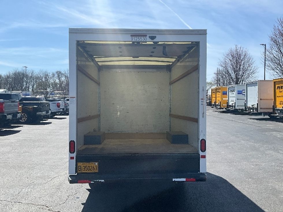 Light Duty Box Truck-Light and Medium Duty Trucks-GMC-2021-Savana G33503-Louisville-KY-130,028\n\t\tmiles-$ 25,000 - Image 8