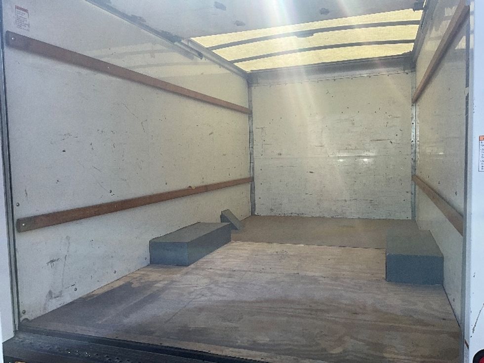 Light Duty Box Truck-Light and Medium Duty Trucks-GMC-2021-Savana G33503-Louisville-KY-130,028\n\t\tmiles-$ 25,000 - Image 9