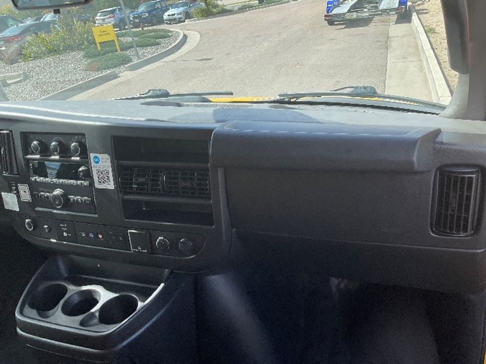 Light Duty Box Truck-Light and Medium Duty Trucks-GMC-2021-Savana G33503-Loveland-CO-110,165\n\t\tmiles-$ 25,750 - Image 21