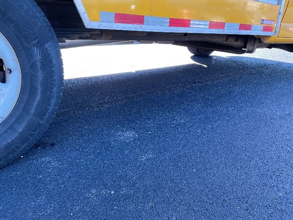 Light Duty Box Truck-Light and Medium Duty Trucks-GMC-2021-Savana G33503-Madison-AL-107,731\n\t\tmiles-$ 26,750 - Image 13