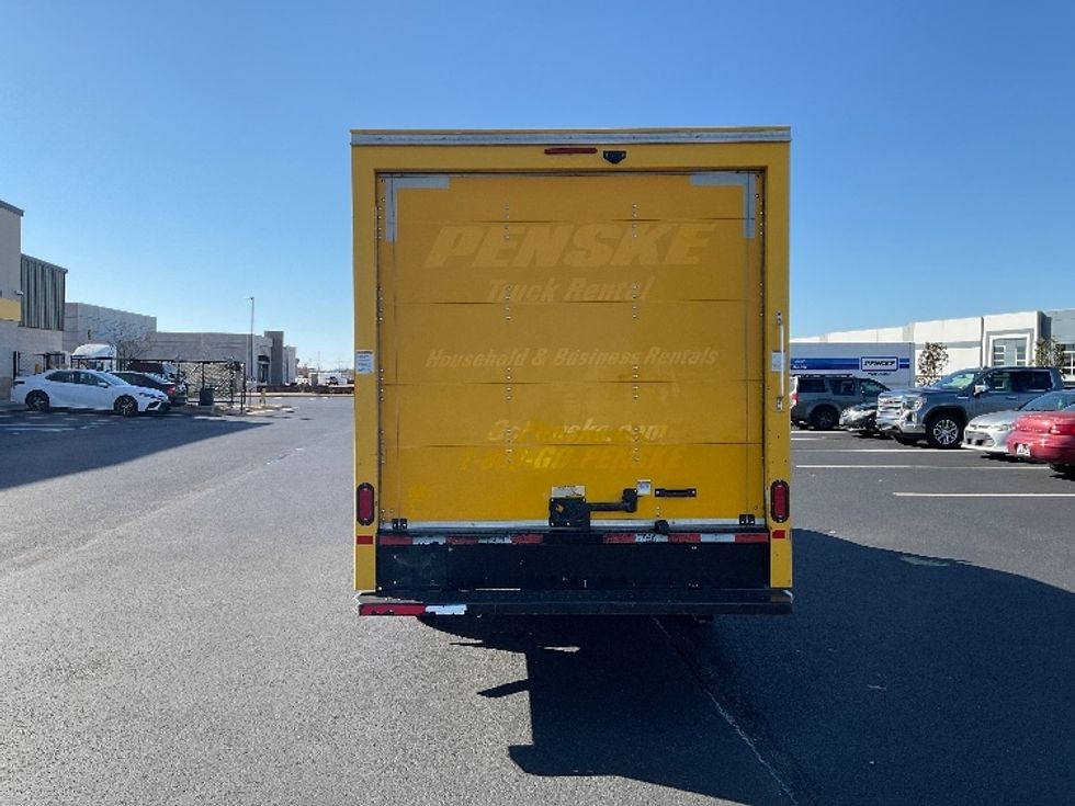 Light Duty Box Truck-Light and Medium Duty Trucks-GMC-2021-Savana G33503-Madison-AL-107,731\n\t\tmiles-$ 26,750 - Image 7