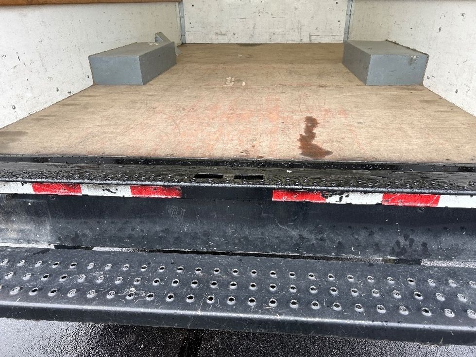 Light Duty Box Truck-Light and Medium Duty Trucks-GMC-2021-Savana G33503-Madison-AL-108,646\n\t\tmiles-$ 26,500 - Image 10