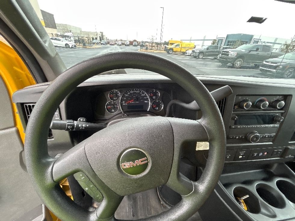 Light Duty Box Truck-Light and Medium Duty Trucks-GMC-2021-Savana G33503-Madison-AL-108,646\n\t\tmiles-$ 26,500 - Image 18