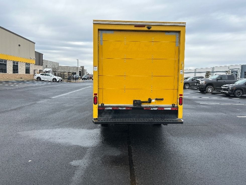 Light Duty Box Truck-Light and Medium Duty Trucks-GMC-2021-Savana G33503-Madison-AL-108,646\n\t\tmiles-$ 26,500 - Image 8