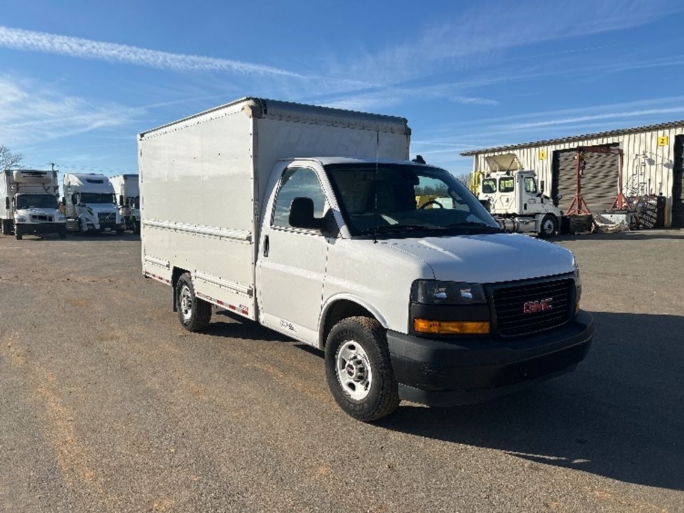 Light Duty Box Truck-Light and Medium Duty Trucks-GMC-2021-Savana G33503-Mebane-NC-104,105\n\t\tmiles-$ 30,250 - Image 1