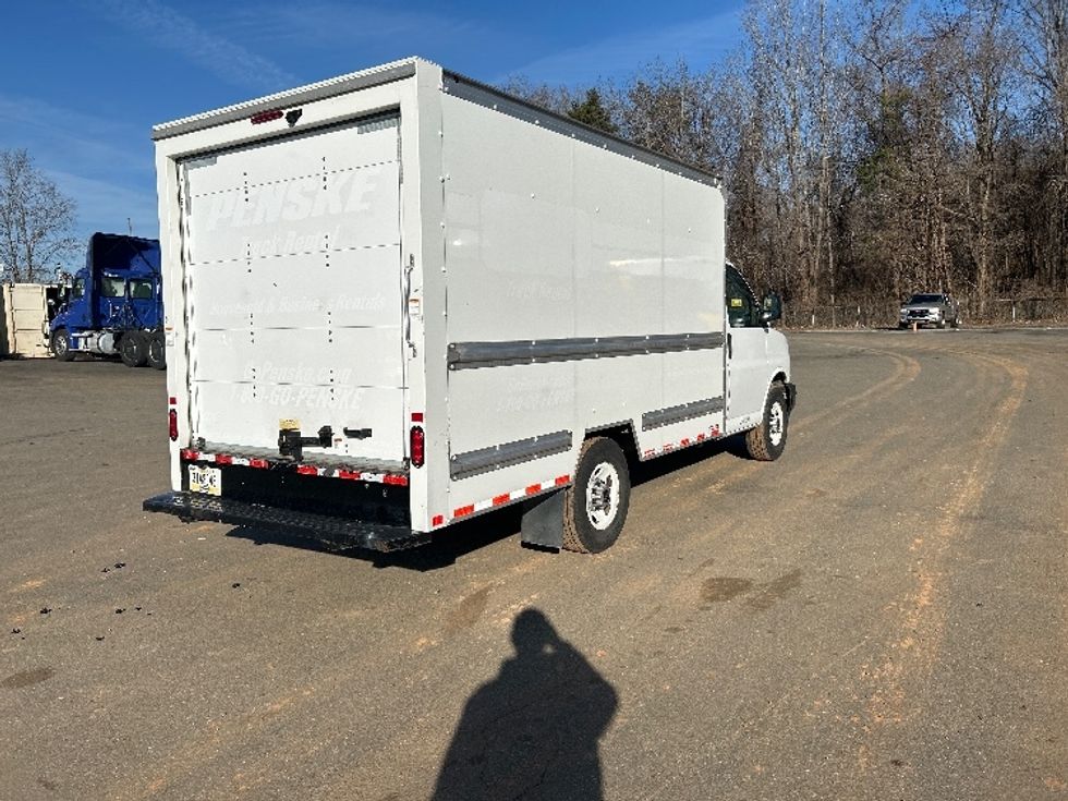 Light Duty Box Truck-Light and Medium Duty Trucks-GMC-2021-Savana G33503-Mebane-NC-104,105\n\t\tmiles-$ 30,250 - Image 13