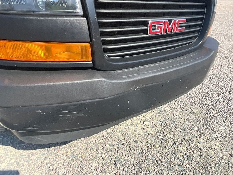 Light Duty Box Truck-Light and Medium Duty Trucks-GMC-2021-Savana G33503-Mebane-NC-104,308\n\t\tmiles-$ 26,750 - Image 26