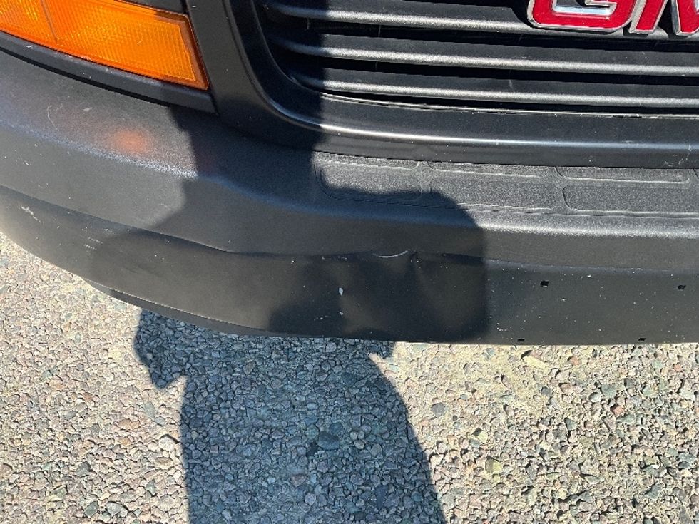 Light Duty Box Truck-Light and Medium Duty Trucks-GMC-2021-Savana G33503-Mebane-NC-104,308\n\t\tmiles-$ 26,750 - Image 28