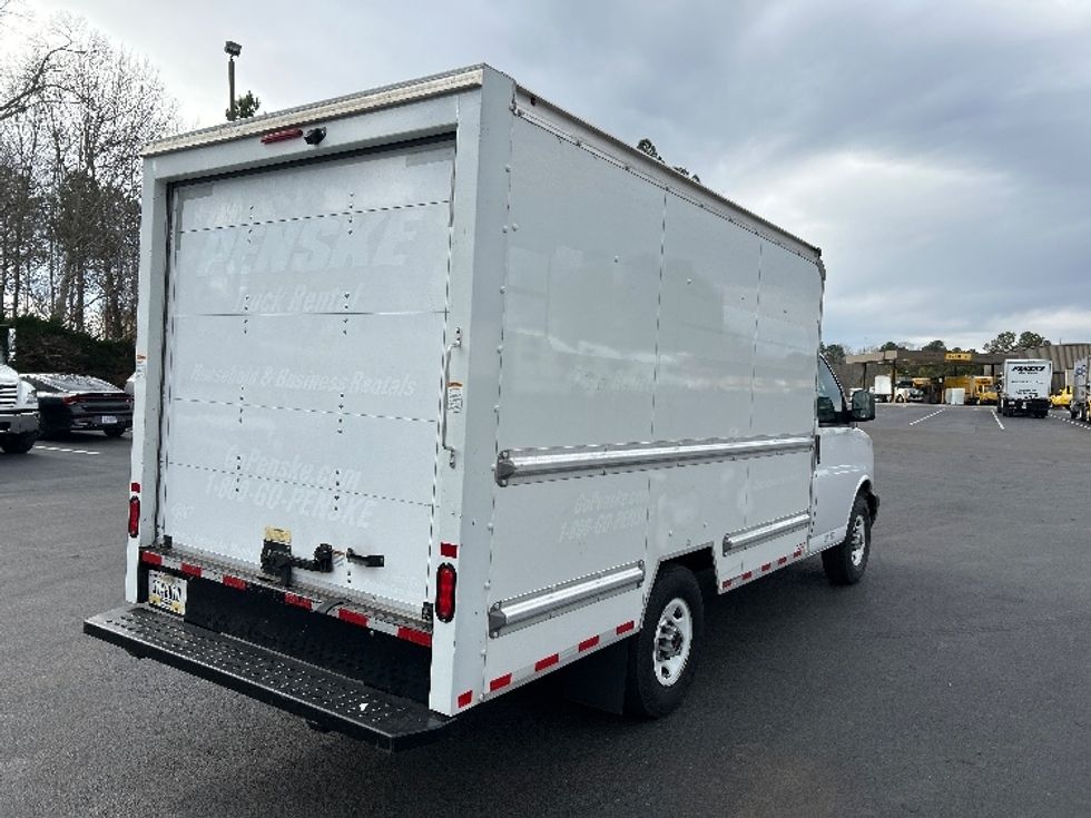 Light Duty Box Truck-Light and Medium Duty Trucks-GMC-2021-Savana G33503-Mebane-NC-104,990\n\t\tmiles-$ 30,000 - Image 12