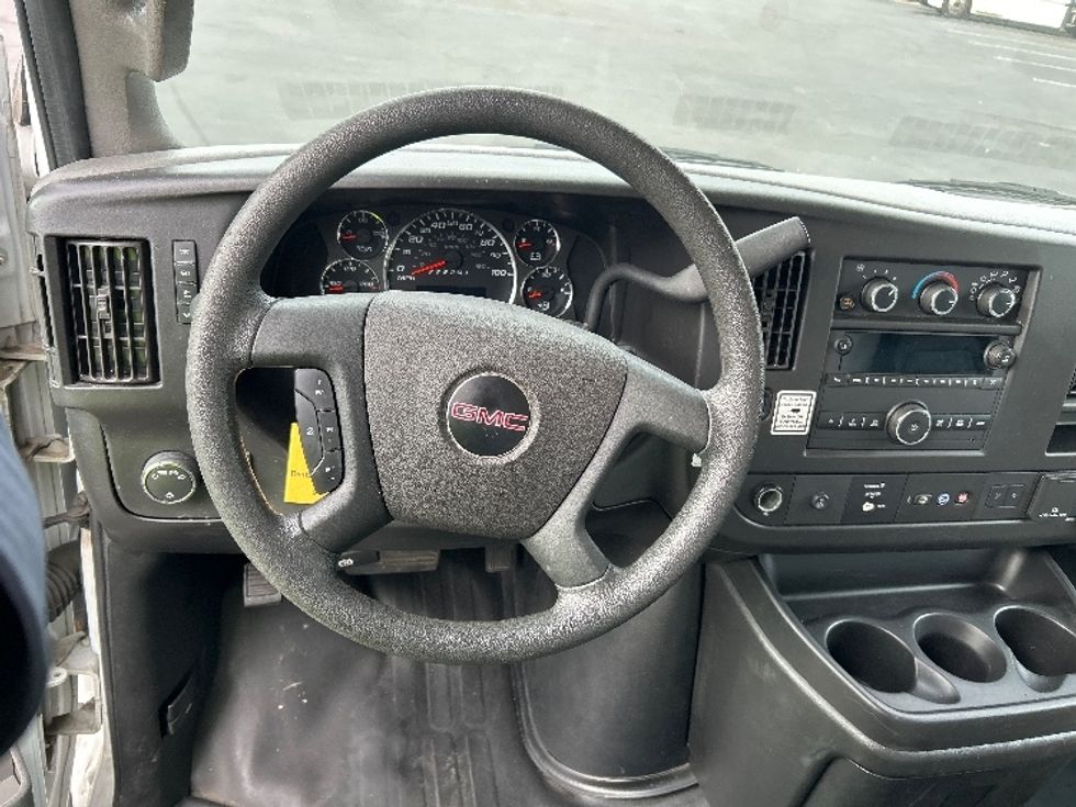 Light Duty Box Truck-Light and Medium Duty Trucks-GMC-2021-Savana G33503-Mebane-NC-104,990\n\t\tmiles-$ 30,000 - Image 17