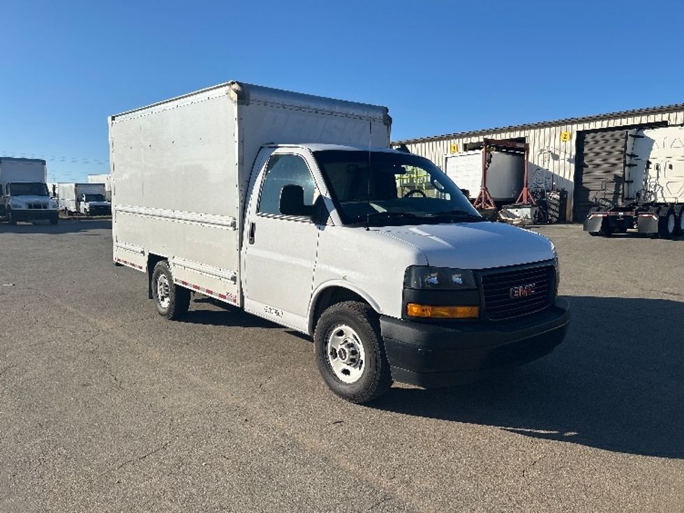 Light Duty Box Truck-Light and Medium Duty Trucks-GMC-2021-Savana G33503-Mebane-NC-107,382\n\t\tmiles-$ 29,750 - Image 1
