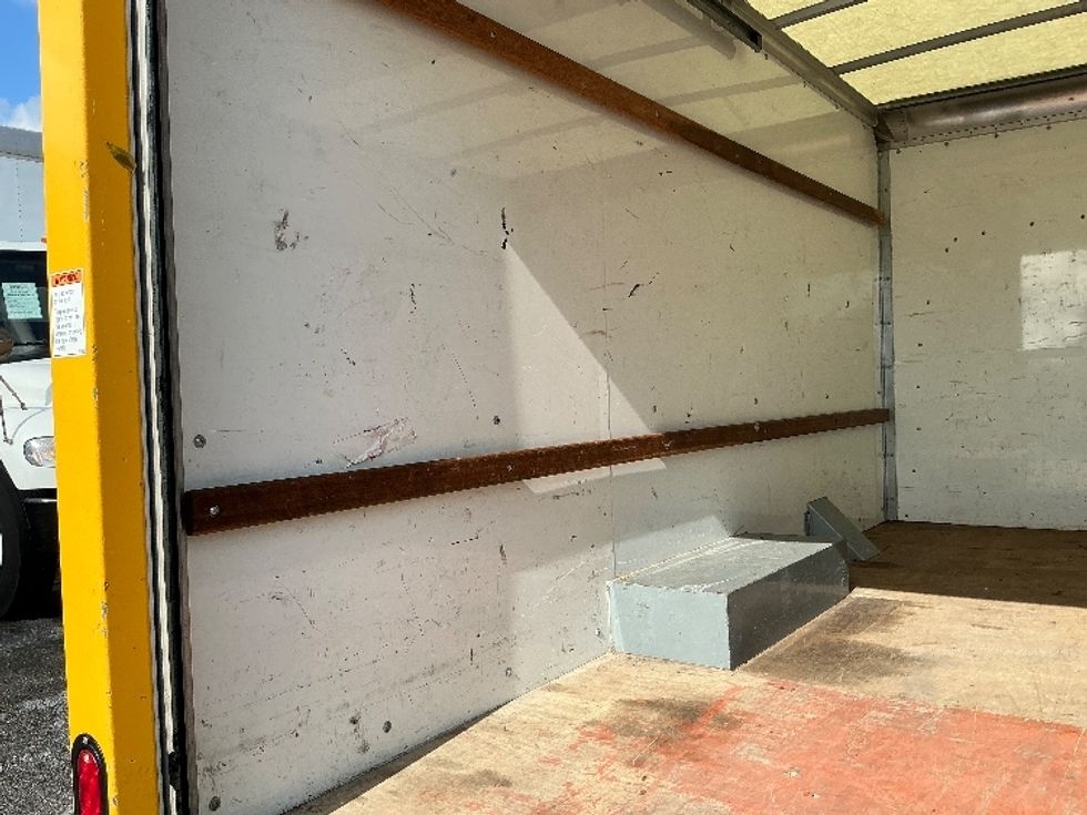 Light Duty Box Truck-Light and Medium Duty Trucks-GMC-2021-Savana G33503-Medley-FL-115,606\n\t\tmiles-$ 24,750 - Image 11