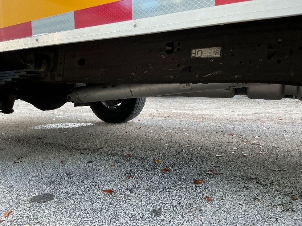 Light Duty Box Truck-Light and Medium Duty Trucks-GMC-2021-Savana G33503-Medley-FL-115,606\n\t\tmiles-$ 24,750 - Image 14