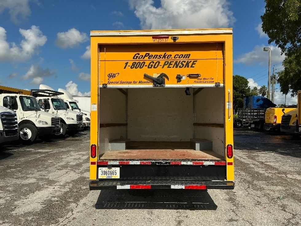 Light Duty Box Truck-Light and Medium Duty Trucks-GMC-2021-Savana G33503-Medley-FL-115,606\n\t\tmiles-$ 24,750 - Image 8