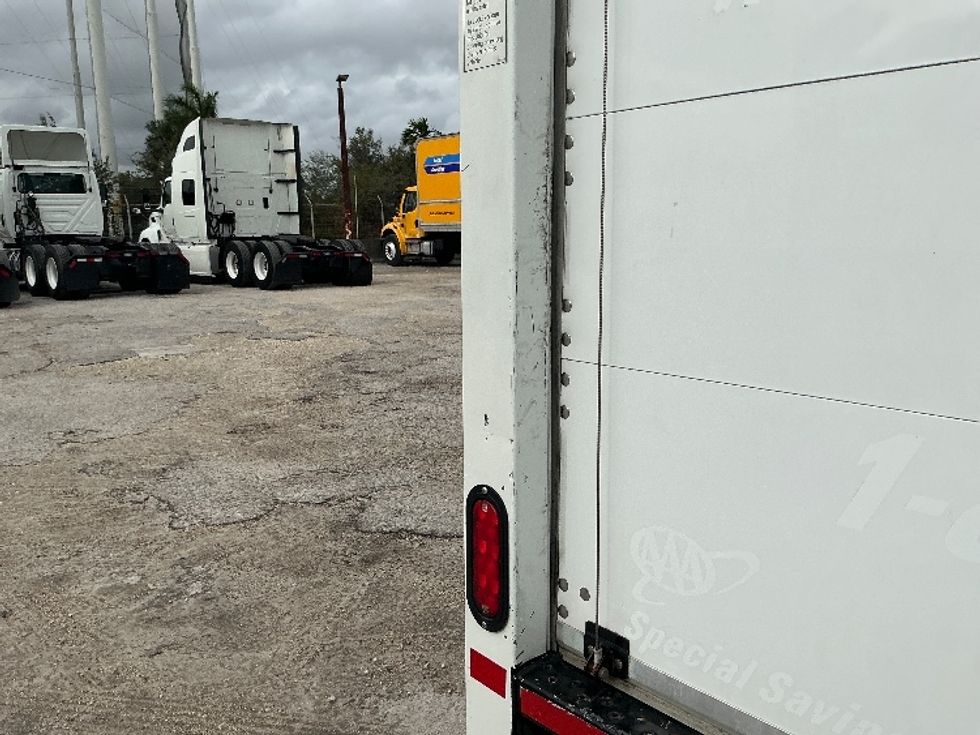 Light Duty Box Truck-Light and Medium Duty Trucks-GMC-2021-Savana G33503-Medley-FL-86,975\n\t\tmiles-$ 31,750 - Image 25