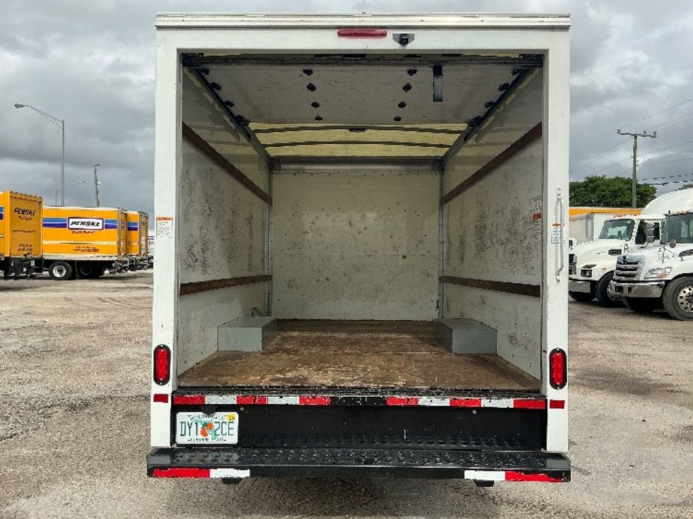 Light Duty Box Truck-Light and Medium Duty Trucks-GMC-2021-Savana G33503-Medley-FL-86,975\n\t\tmiles-$ 31,750 - Image 8