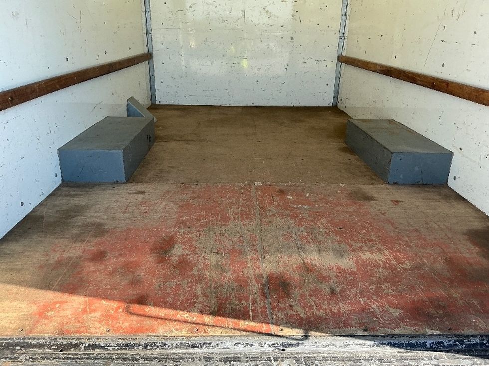 Light Duty Box Truck-Light and Medium Duty Trucks-GMC-2021-Savana G33503-Miami-FL-119,157\n\t\tmiles-$ 25,250 - Image 9