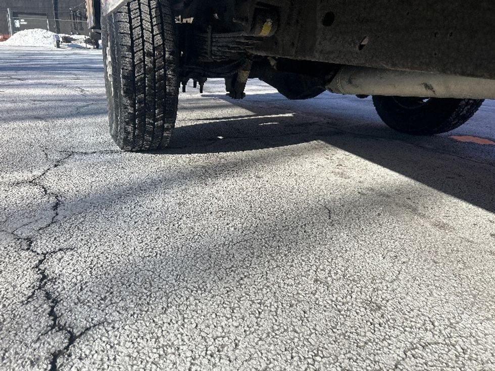 Light Duty Box Truck-Light and Medium Duty Trucks-GMC-2021-Savana G33503-Middlefield-OH-109,993\n\t\tmiles-$ 25,000 - Image 14