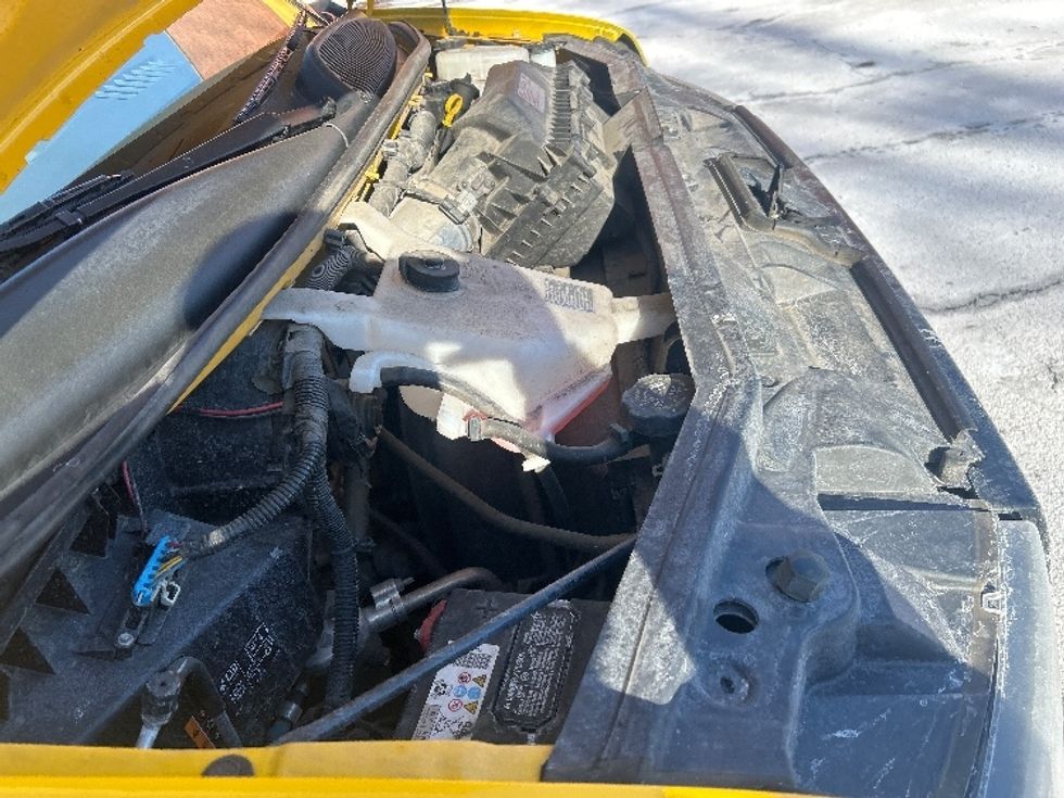 Light Duty Box Truck-Light and Medium Duty Trucks-GMC-2021-Savana G33503-Middlefield-OH-109,993\n\t\tmiles-$ 25,000 - Image 23