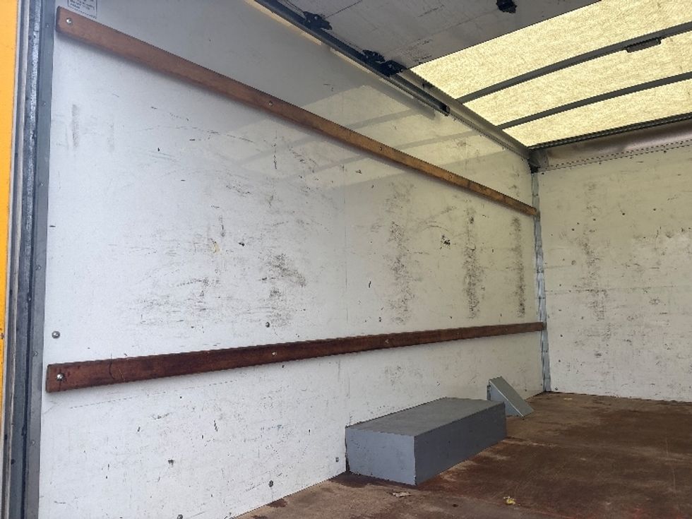 Light Duty Box Truck-Light and Medium Duty Trucks-GMC-2021-Savana G33503-Middlefield-OH-91,854\n\t\tmiles-$ 27,000 - Image 11