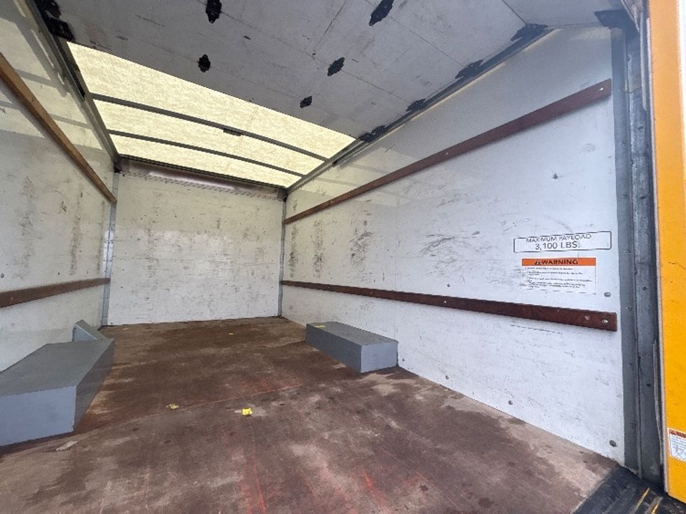 Light Duty Box Truck-Light and Medium Duty Trucks-GMC-2021-Savana G33503-Middlefield-OH-91,854\n\t\tmiles-$ 27,000 - Image 12