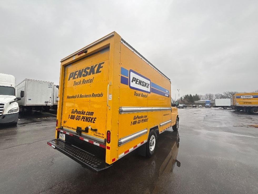 Light Duty Box Truck-Light and Medium Duty Trucks-GMC-2021-Savana G33503-Middlefield-OH-91,854\n\t\tmiles-$ 27,000 - Image 13