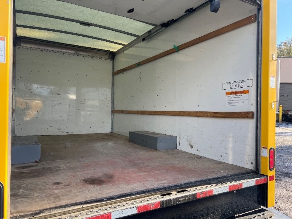 Light Duty Box Truck-Light and Medium Duty Trucks-GMC-2021-Savana G33503-Milford-DE-110,044\n\t\tmiles-$ 24,500 - Image 12