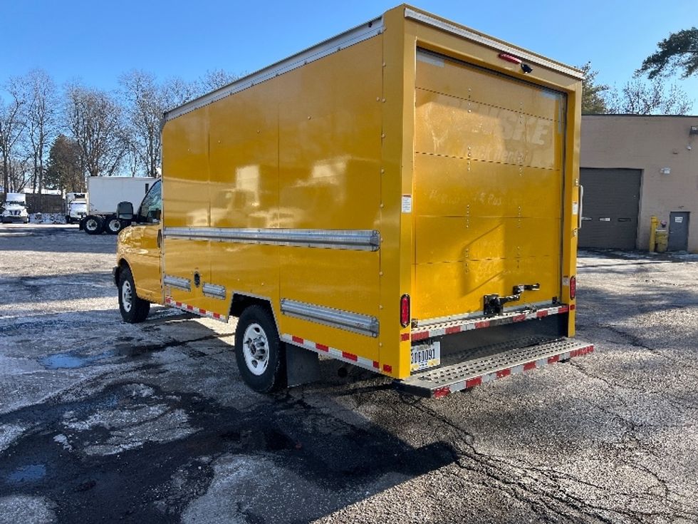 Light Duty Box Truck-Light and Medium Duty Trucks-GMC-2021-Savana G33503-Milford-DE-110,044\n\t\tmiles-$ 24,500 - Image 6