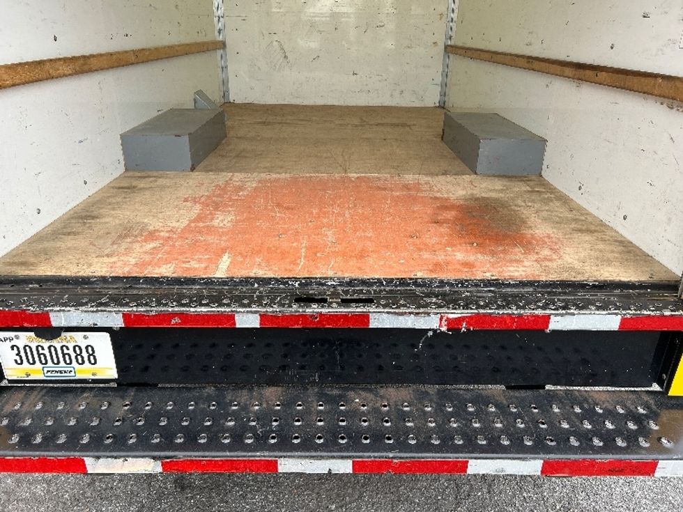 Light Duty Box Truck-Light and Medium Duty Trucks-GMC-2021-Savana G33503-Milford-DE-110,201\n\t\tmiles-$ 23,750 - Image 10