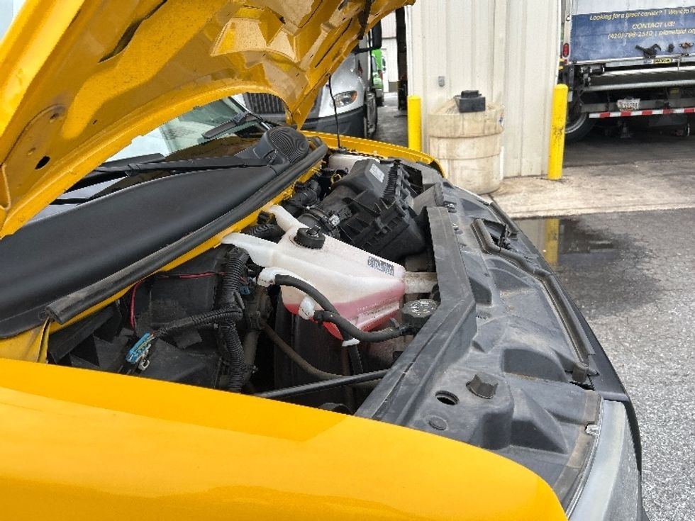 Light Duty Box Truck-Light and Medium Duty Trucks-GMC-2021-Savana G33503-Milford-DE-110,201\n\t\tmiles-$ 23,750 - Image 23