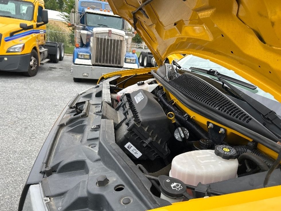 Light Duty Box Truck-Light and Medium Duty Trucks-GMC-2021-Savana G33503-Milford-DE-110,201\n\t\tmiles-$ 23,750 - Image 24