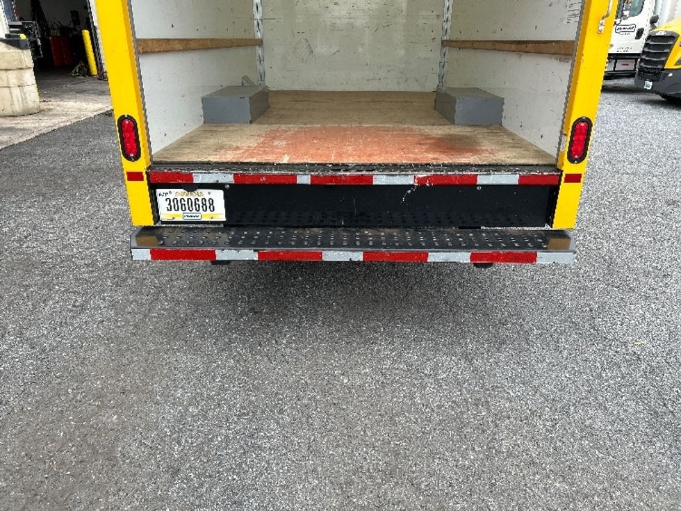 Light Duty Box Truck-Light and Medium Duty Trucks-GMC-2021-Savana G33503-Milford-DE-110,201\n\t\tmiles-$ 23,750 - Image 9