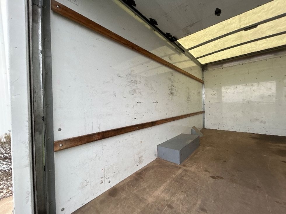 Light Duty Box Truck-Light and Medium Duty Trucks-GMC-2021-Savana G33503-Milwaukee-WI-98,876\n\t\tmiles-$ 29,500 - Image 11