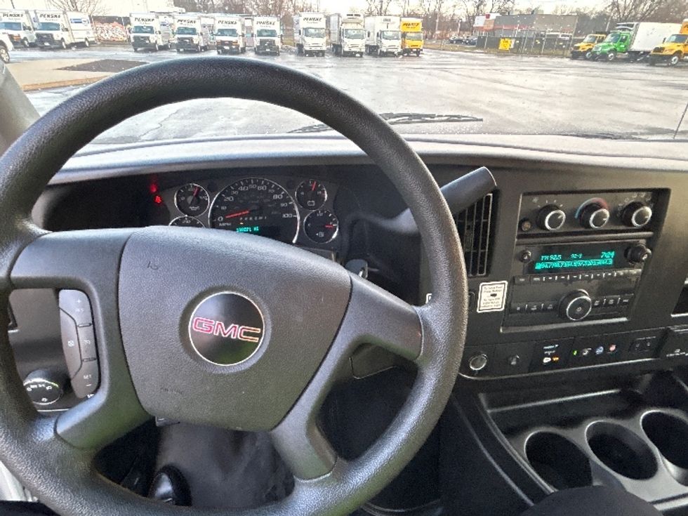 Light Duty Box Truck-Light and Medium Duty Trucks-GMC-2021-Savana G33503-Montgomery-NY-102,271\n\t\tmiles-$ 29,000 - Image 16