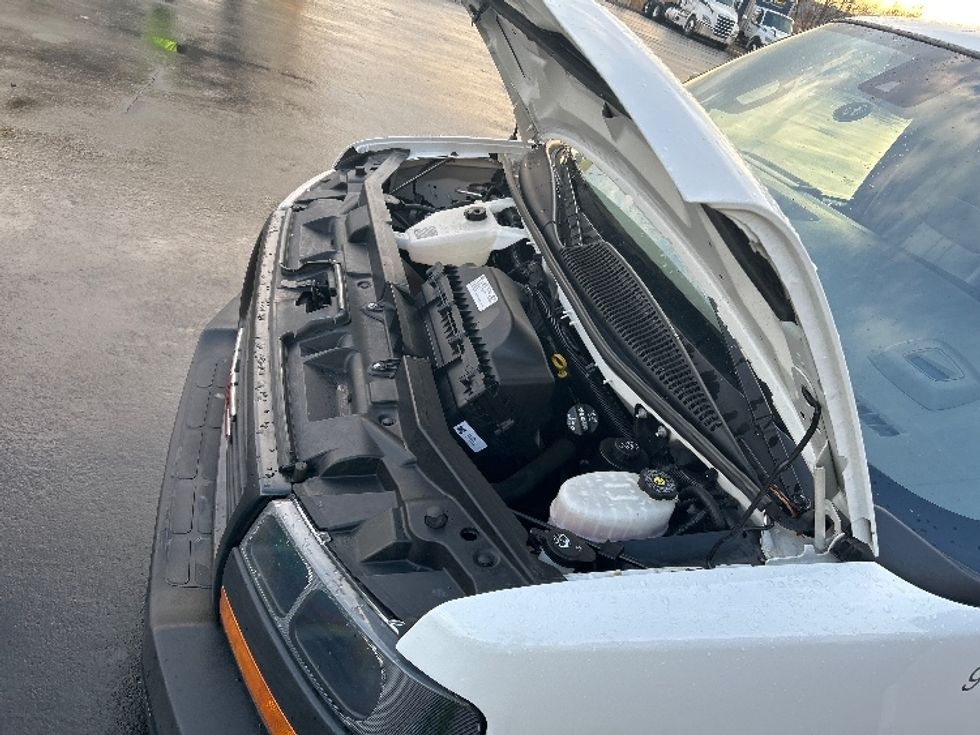 Light Duty Box Truck-Light and Medium Duty Trucks-GMC-2021-Savana G33503-Montgomery-NY-102,271\n\t\tmiles-$ 29,000 - Image 22