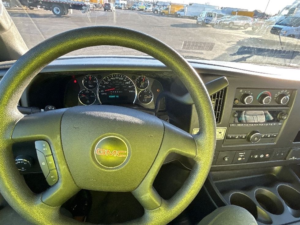 Light Duty Box Truck-Light and Medium Duty Trucks-GMC-2021-Savana G33503-Montgomery-NY-106,687\n\t\tmiles-$ 26,500 - Image 16