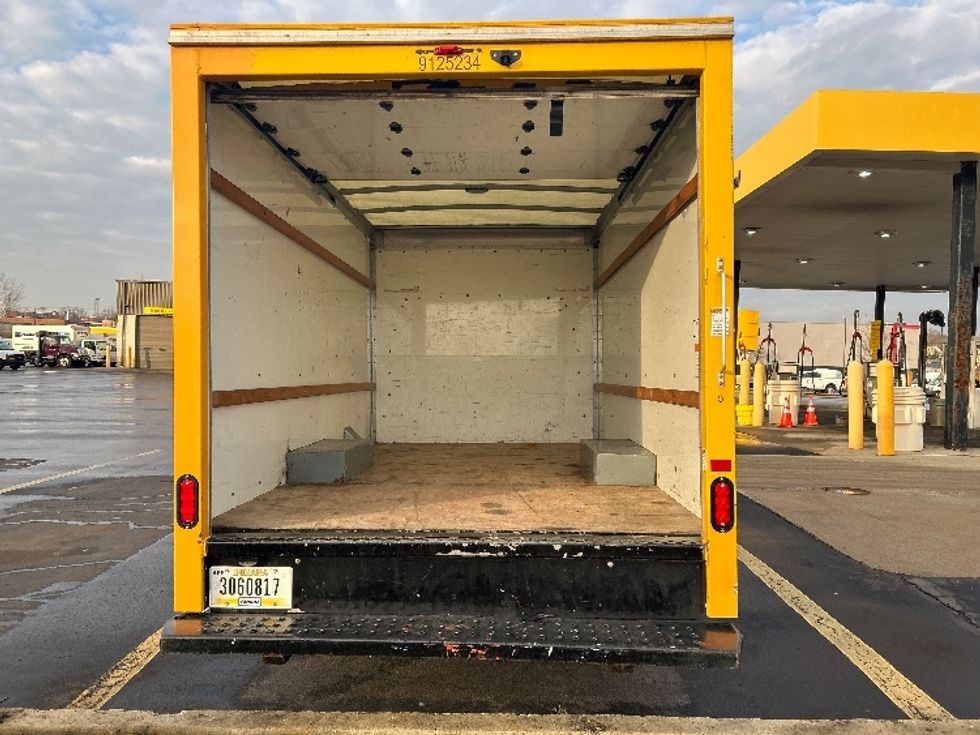 Light Duty Box Truck-Light and Medium Duty Trucks-GMC-2021-Savana G33503-Montgomery-NY-109,900\n\t\tmiles-$ 25,750 - Image 9