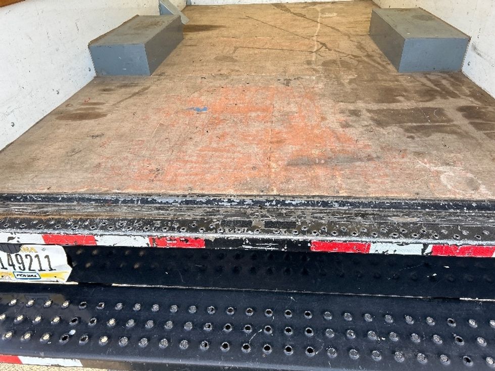 Light Duty Box Truck-Light and Medium Duty Trucks-GMC-2021-Savana G33503-Nashville (Mount Juliet)-TN-107,993\n\t\tmiles-$ 29,250 - Image 9