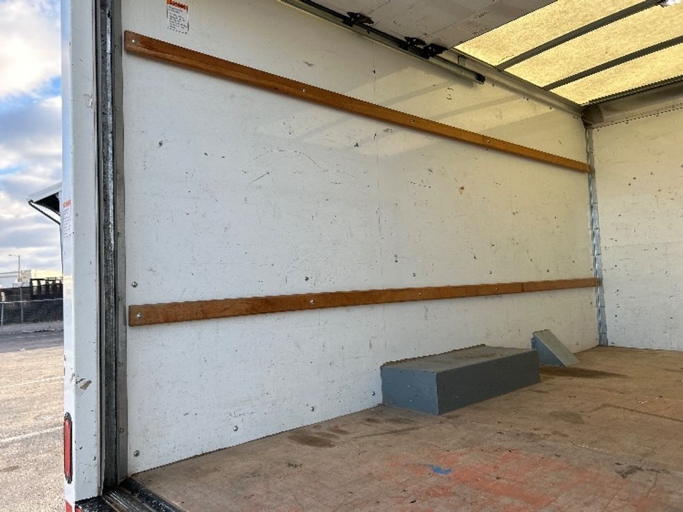 Light Duty Box Truck-Light and Medium Duty Trucks-GMC-2021-Savana G33503-Nashville (Mount Juliet)-TN-107,993\n\t\tmiles-$ 29,250 - Image 10