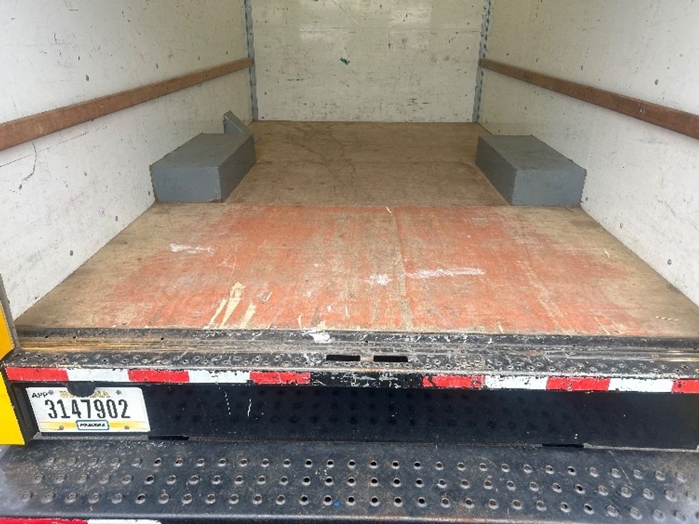 Light Duty Box Truck-Light and Medium Duty Trucks-GMC-2021-Savana G33503-New Castle-DE-100,673\n\t\tmiles-$ 26,750 - Image 10