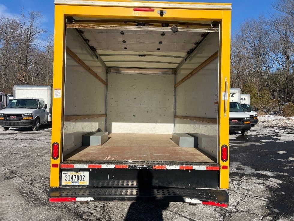 Light Duty Box Truck-Light and Medium Duty Trucks-GMC-2021-Savana G33503-New Castle-DE-100,673\n\t\tmiles-$ 26,750 - Image 8