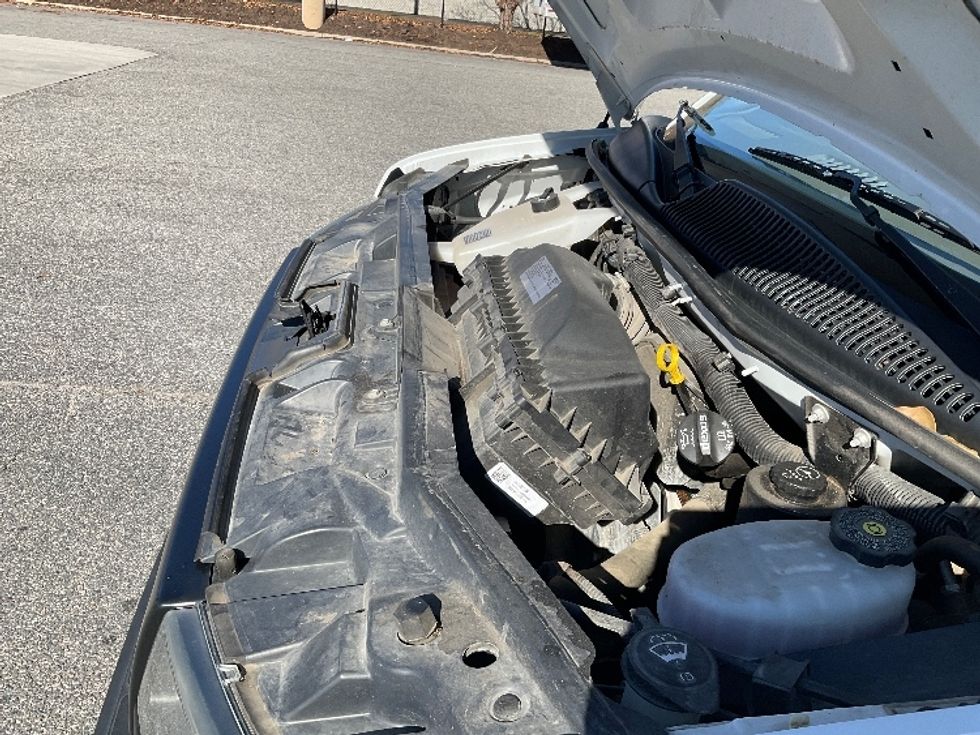 Light Duty Box Truck-Light and Medium Duty Trucks-GMC-2021-Savana G33503-Norfolk-VA-106,002\n\t\tmiles-$ 30,000 - Image 24