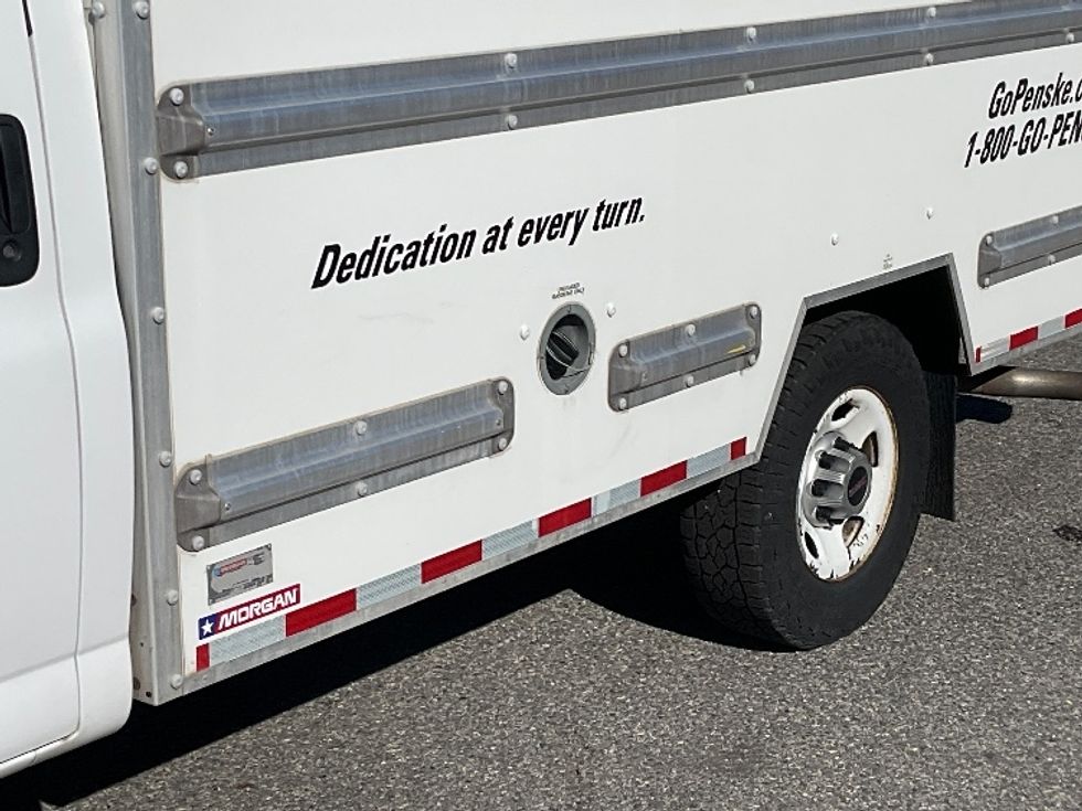 Light Duty Box Truck-Light and Medium Duty Trucks-GMC-2021-Savana G33503-Norfolk-VA-106,002\n\t\tmiles-$ 30,000 - Image 27