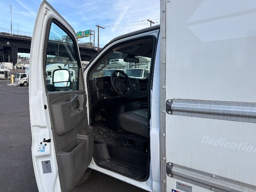 Light Duty Box Truck-Light and Medium Duty Trucks-GMC-2021-Savana G33503-North Bergen-NJ-101,932\n\t\tmiles-$ 27,750 - Image 16