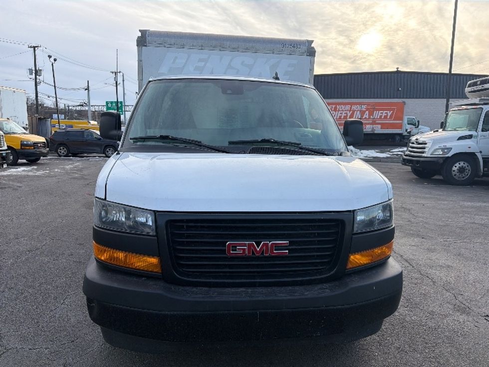 Light Duty Box Truck-Light and Medium Duty Trucks-GMC-2021-Savana G33503-North Bergen-NJ-101,932\n\t\tmiles-$ 27,750 - Image 2