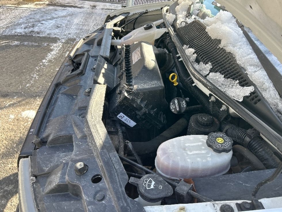 Light Duty Box Truck-Light and Medium Duty Trucks-GMC-2021-Savana G33503-North Bergen-NJ-101,932\n\t\tmiles-$ 27,750 - Image 24