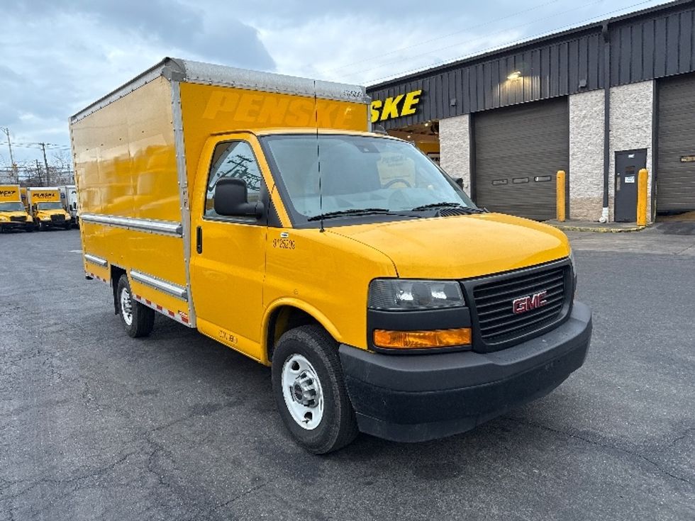 Light Duty Box Truck-Light and Medium Duty Trucks-GMC-2021-Savana G33503-North Bergen-NJ-109,379\n\t\tmiles-$ 25,750 - Image 1