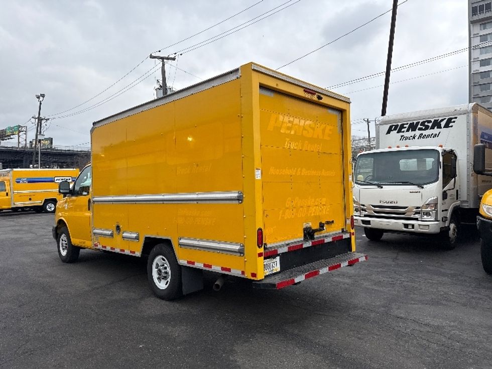 Light Duty Box Truck-Light and Medium Duty Trucks-GMC-2021-Savana G33503-North Bergen-NJ-109,379\n\t\tmiles-$ 25,750 - Image 6
