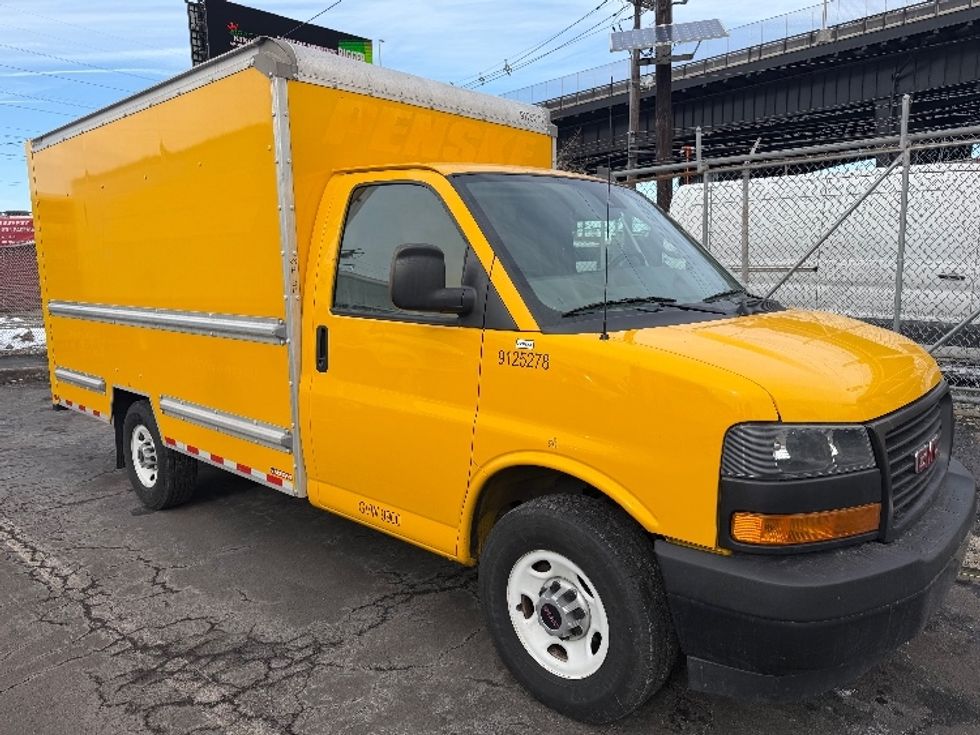Light Duty Box Truck-Light and Medium Duty Trucks-GMC-2021-Savana G33503-North Bergen-NJ-110,461\n\t\tmiles-$ 24,500 - Image 1