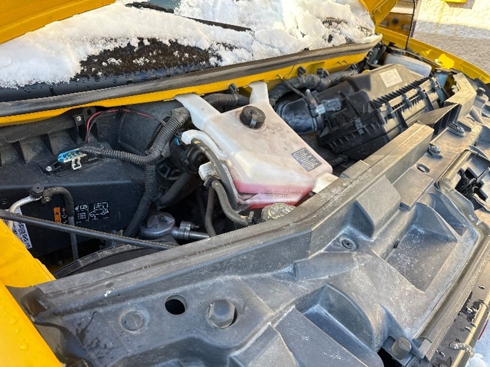 Light Duty Box Truck-Light and Medium Duty Trucks-GMC-2021-Savana G33503-North Bergen-NJ-110,461\n\t\tmiles-$ 24,500 - Image 23